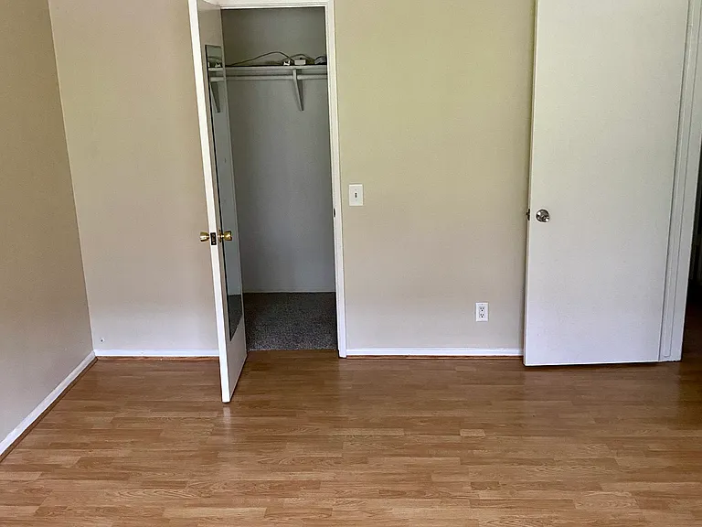 224 S El Camino Real — Photo 1