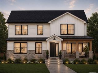 1721 Michael William Rd, Merrick, NY 11566