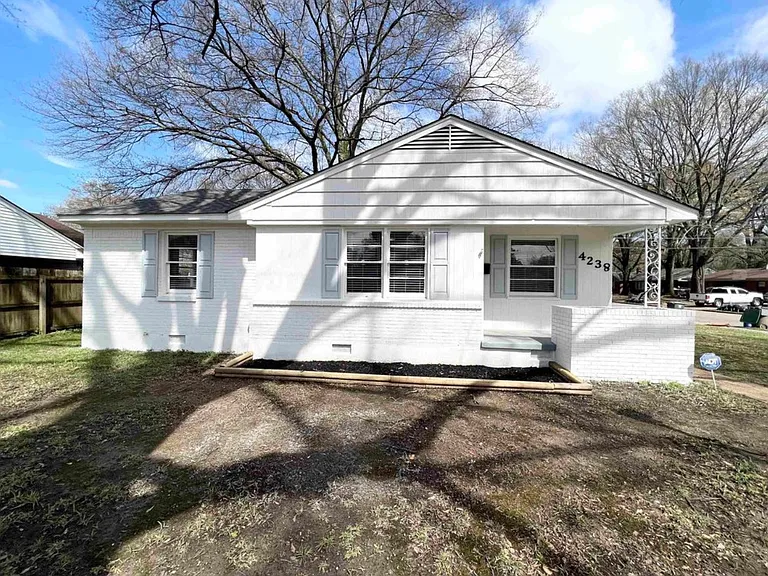 4238 Cherrydale Ave — Photo 1