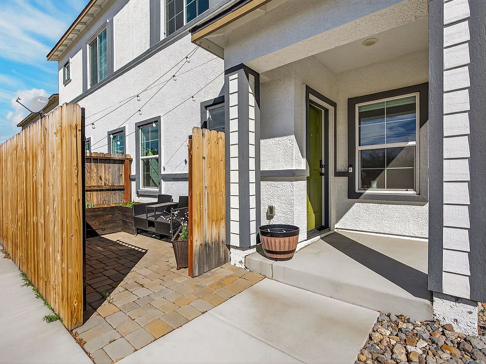 1st image of 536 Autumn Breeze Cir