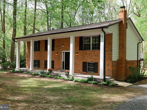 26530 Forest Hall Dr, Mechanicsville, MD 20659