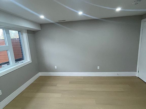4th image of 60 Arkell Rd #6