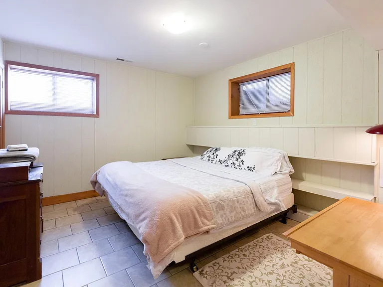 King Bedroom
