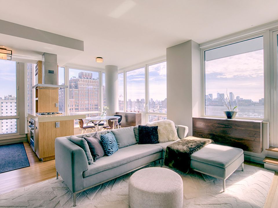 1st image of 450 W 17th St APT 1904