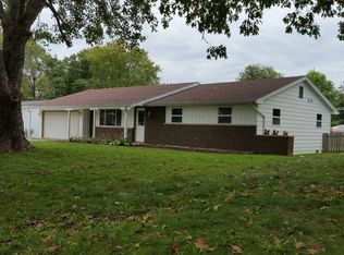 2534 Broken Arrow Dr, Fort Wayne, IN