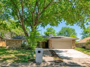 4048 Alicante Ave, Fort Worth, TX 76133