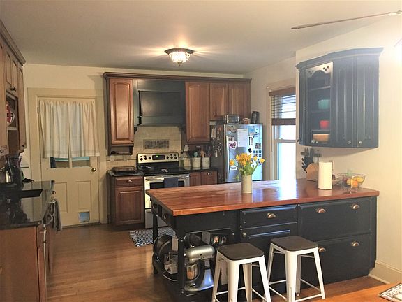 2nd image of 1151 N Logan St APT B