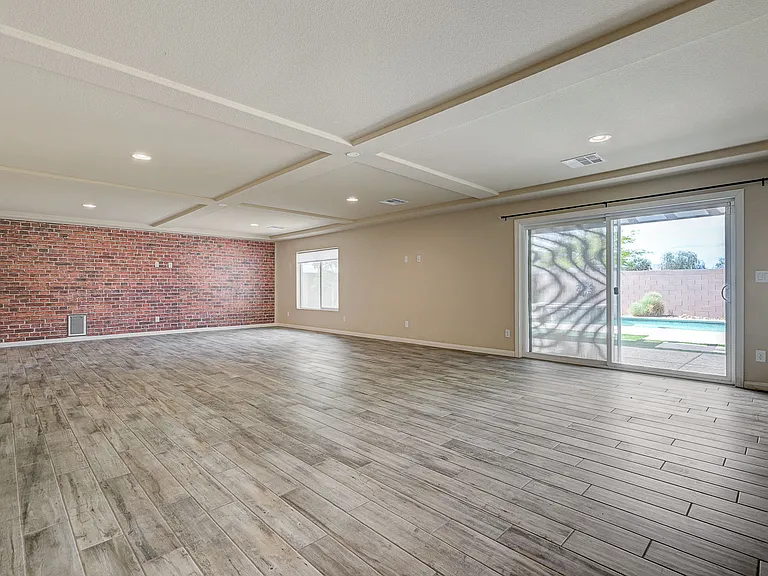 706 Eros Ct — Photo 61