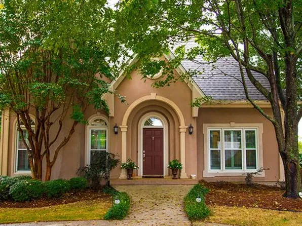 1120 Shades Crest Rd, Birmingham, AL 35226
