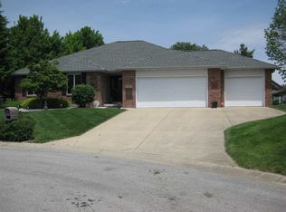 106 S Lake Ct, Kokomo, IN