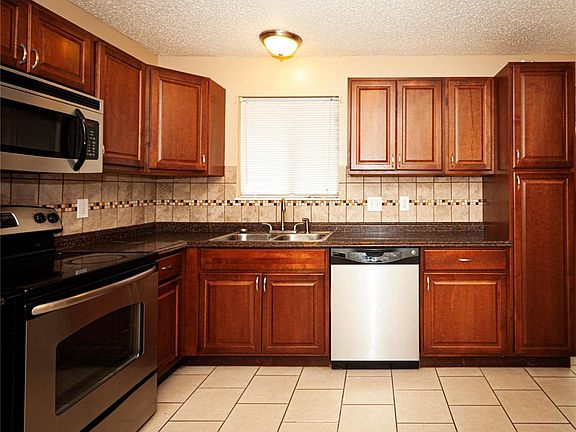 3rd image of 15630 91st Ave