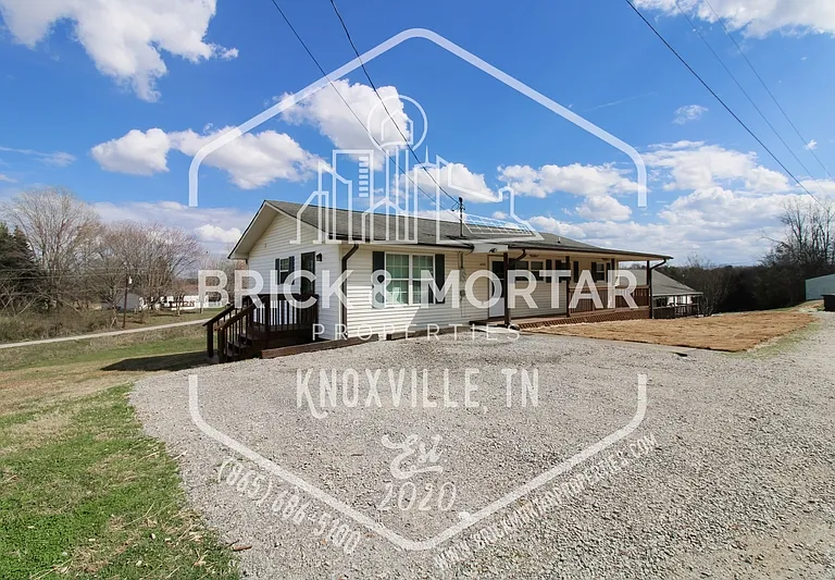 1737 Lively Rd — Photo 2