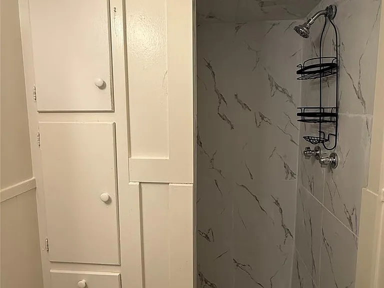 2711 Hemphill Park #A-102 — Photo 10