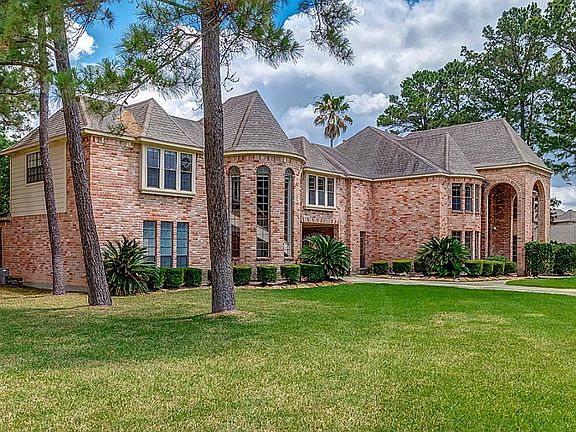 2nd image of 8106 Vintage Creek Dr