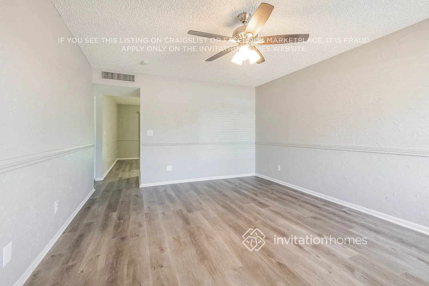 3223 W Acapulco Ln Phoenix, AZ 85053 — Photo 2
