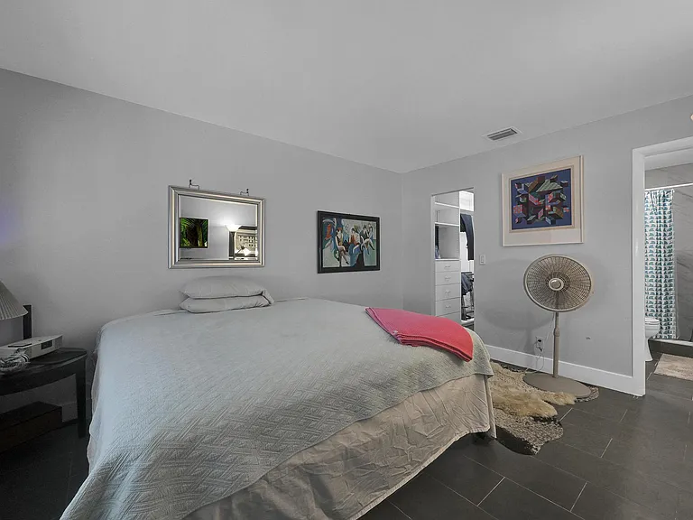 203 Lake Carol Dr — Photo 5