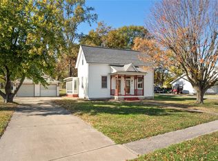 627 S Sparta St, Saint Libory, IL 62282