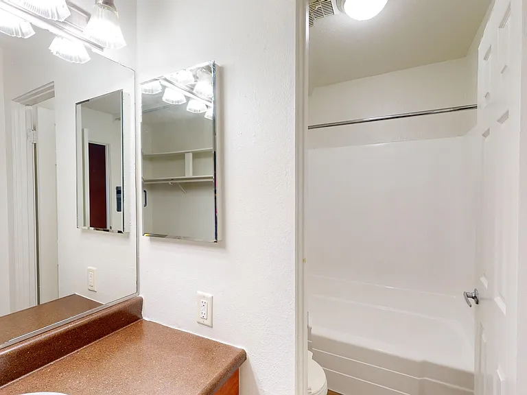 Eight 80 Newport Beach — Photo 118