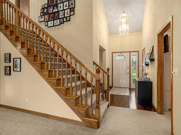 3rd image of 2181 W Prairie Creek Dr