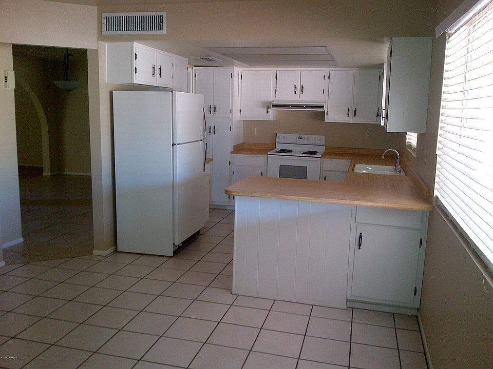 1st image of 4807 W Christine Cir