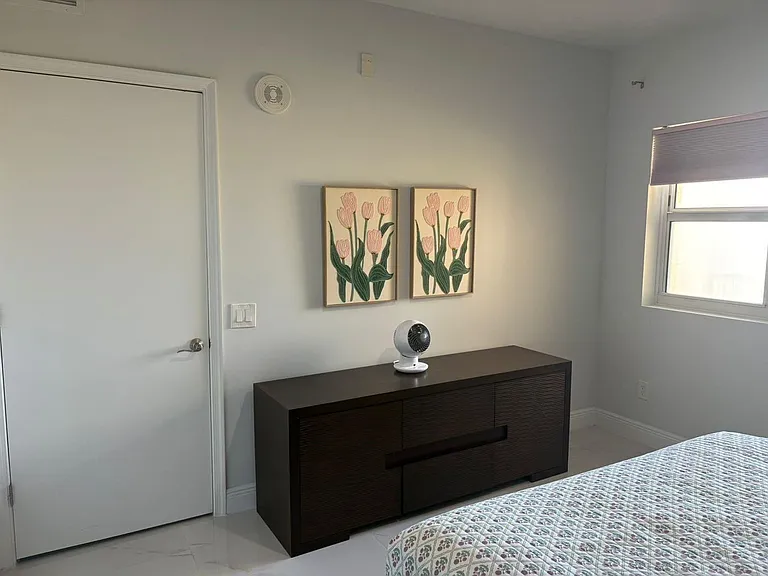 2650 Lake Shore Dr #803 — Photo 6