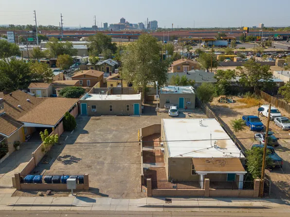 426 Towner Ave NW, Albuquerque, NM 87102