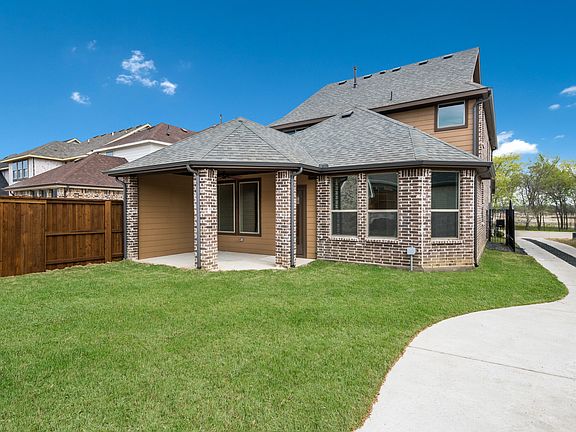 4th image of 1861 Lakemont Dr