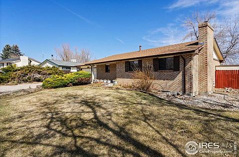 4th image of 2538 Frederick Dr