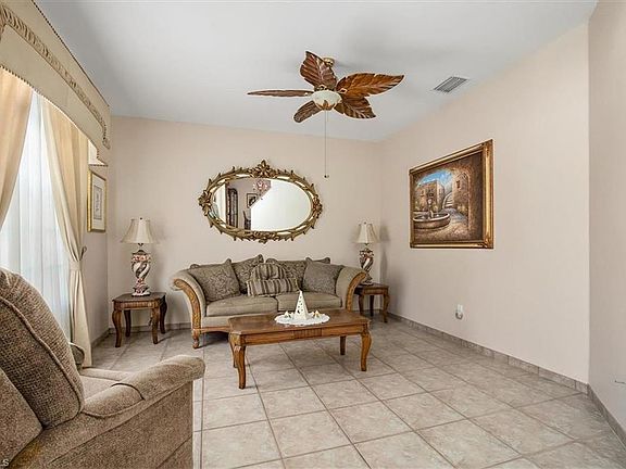 3rd image of 2950 Trail Dairy Cir