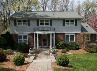 260 Spring Ridge Dr, Berkeley Heights, NJ 07922