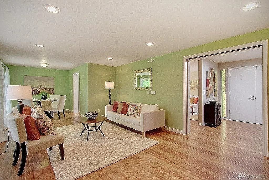 3 bed, 1750 sqft, $3,850 — Photo 2