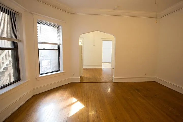 5474-5480 S. Hyde Park Boulevard — Photo 21
