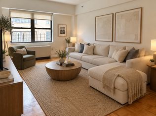 756 Washington St APT 8C, New York, NY 10014