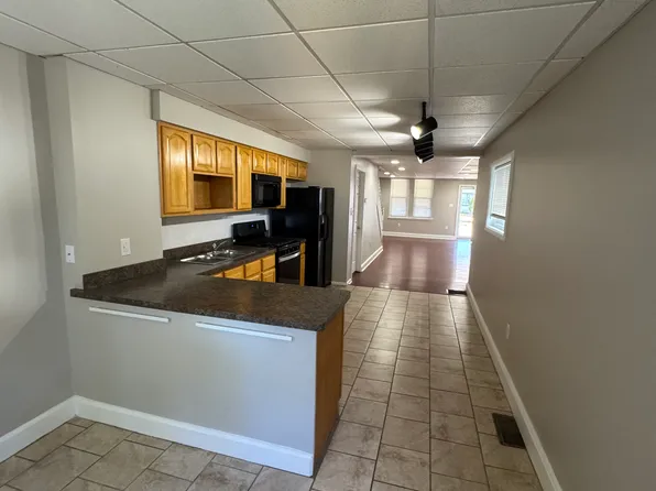 431 Iroquois St, Lester, PA 19029