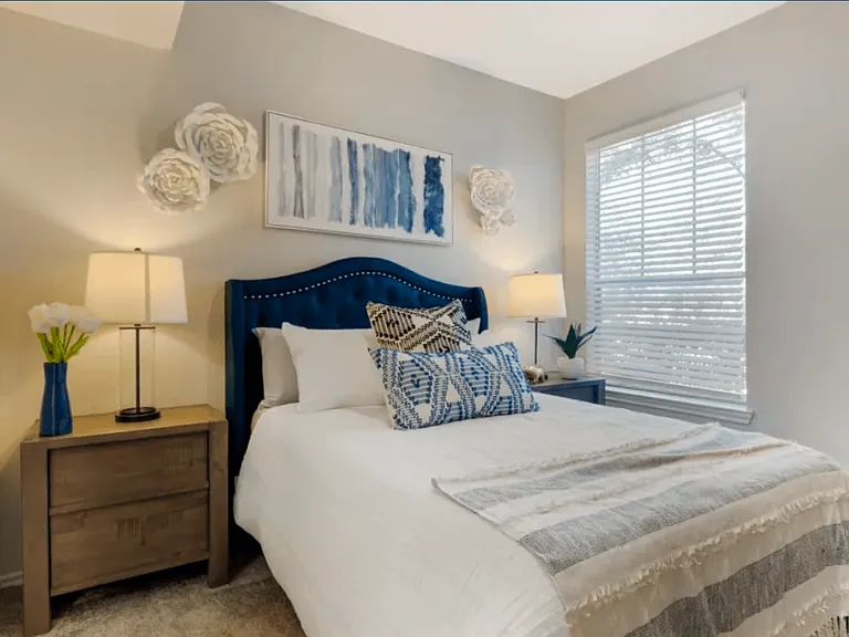 Keystone Falls Apartment Homes — Photo 3