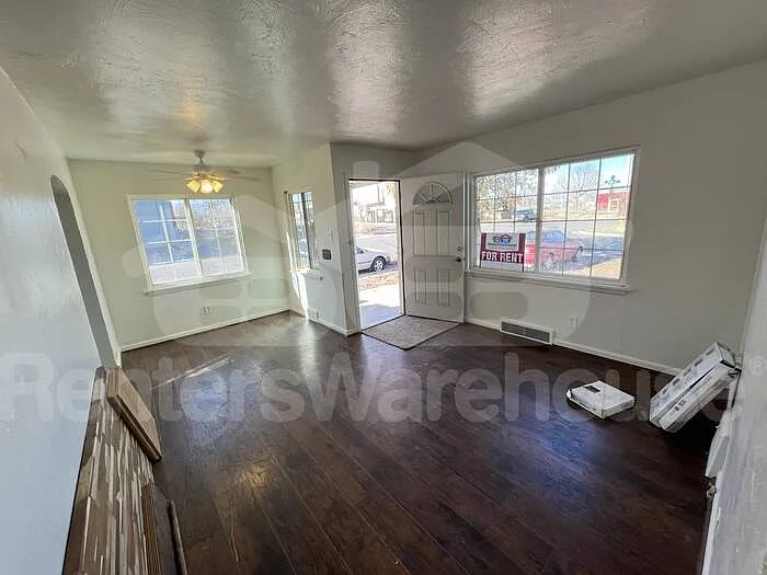 3490 W Tennessee Ave — Photo 4