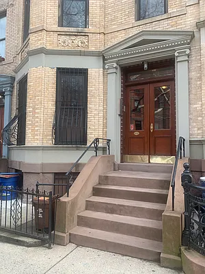 Rented by Owner | media 12