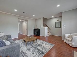 2604 Bering Dr, Houston, TX 77057