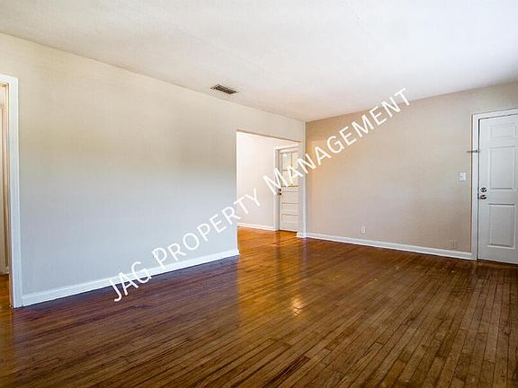 5th image of 2761 Saint Johns Ave APT 5