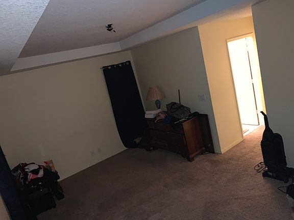 3rd image of 2124 SE Grand Dr