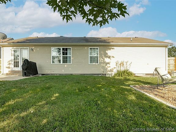 4th image of 12301 Nina Court