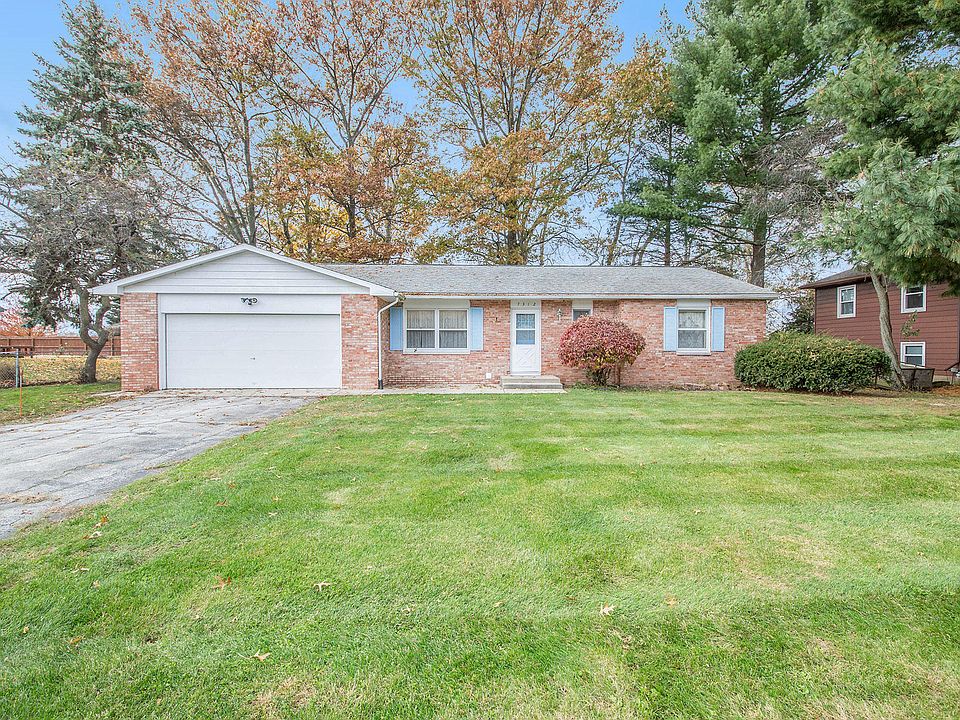 1st image of 7312 Capri St