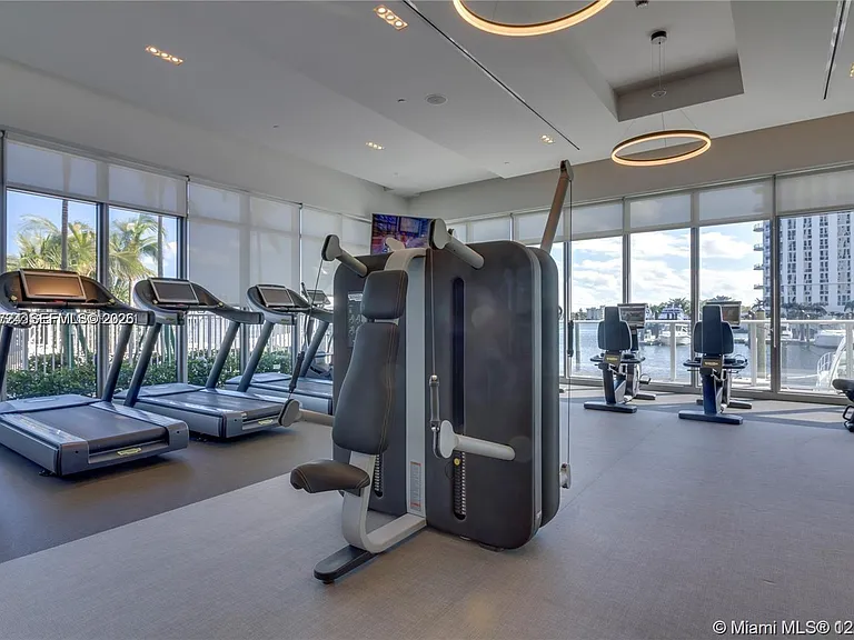17301 Biscayne Blvd #1407 — Photo 13