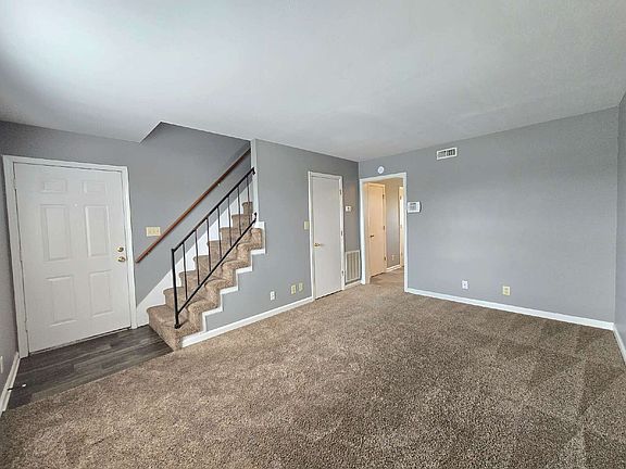 3rd image of 355-3 Peabody Dr