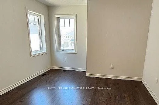 46 Sandhill Cres — Photo 8