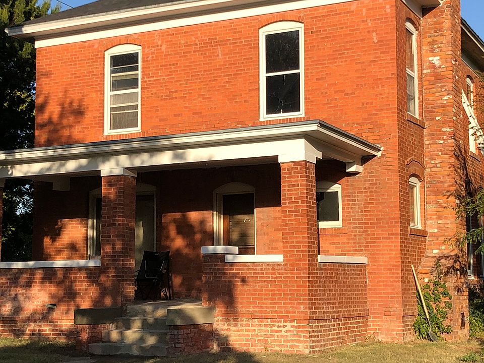 411 E 3rd St, Mccook, NE 69001 Zillow