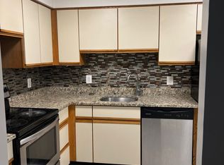 1380-1390 East St #1390-204, New Britain, CT 06053