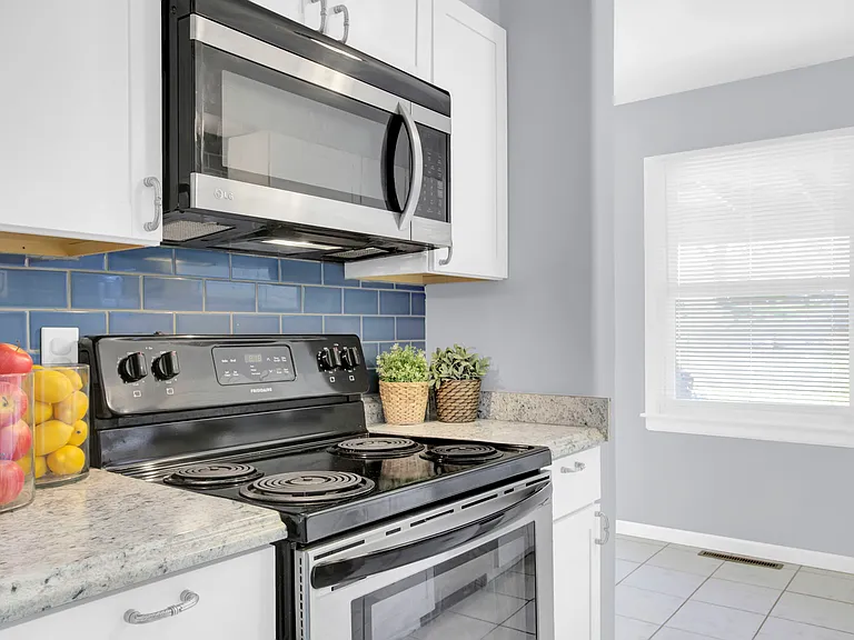 Condolea Dr — Photo 1