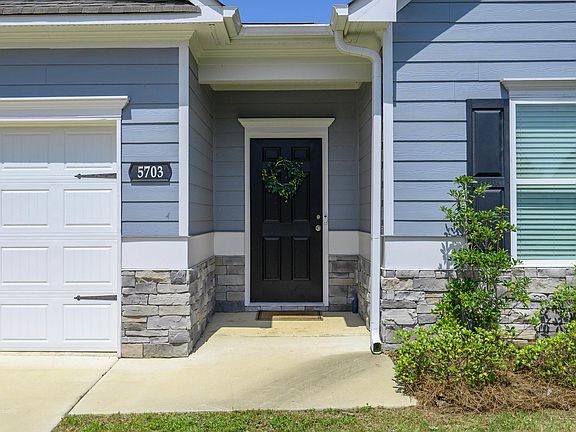 4th image of 5703 Cedar Creek Park Dr