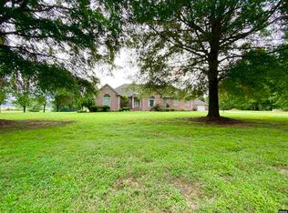 128 Glenwood Dr, Martin, TN 38237